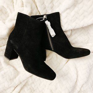 ACCEPTING OFFERS Splendid Daniella Suede Bootie